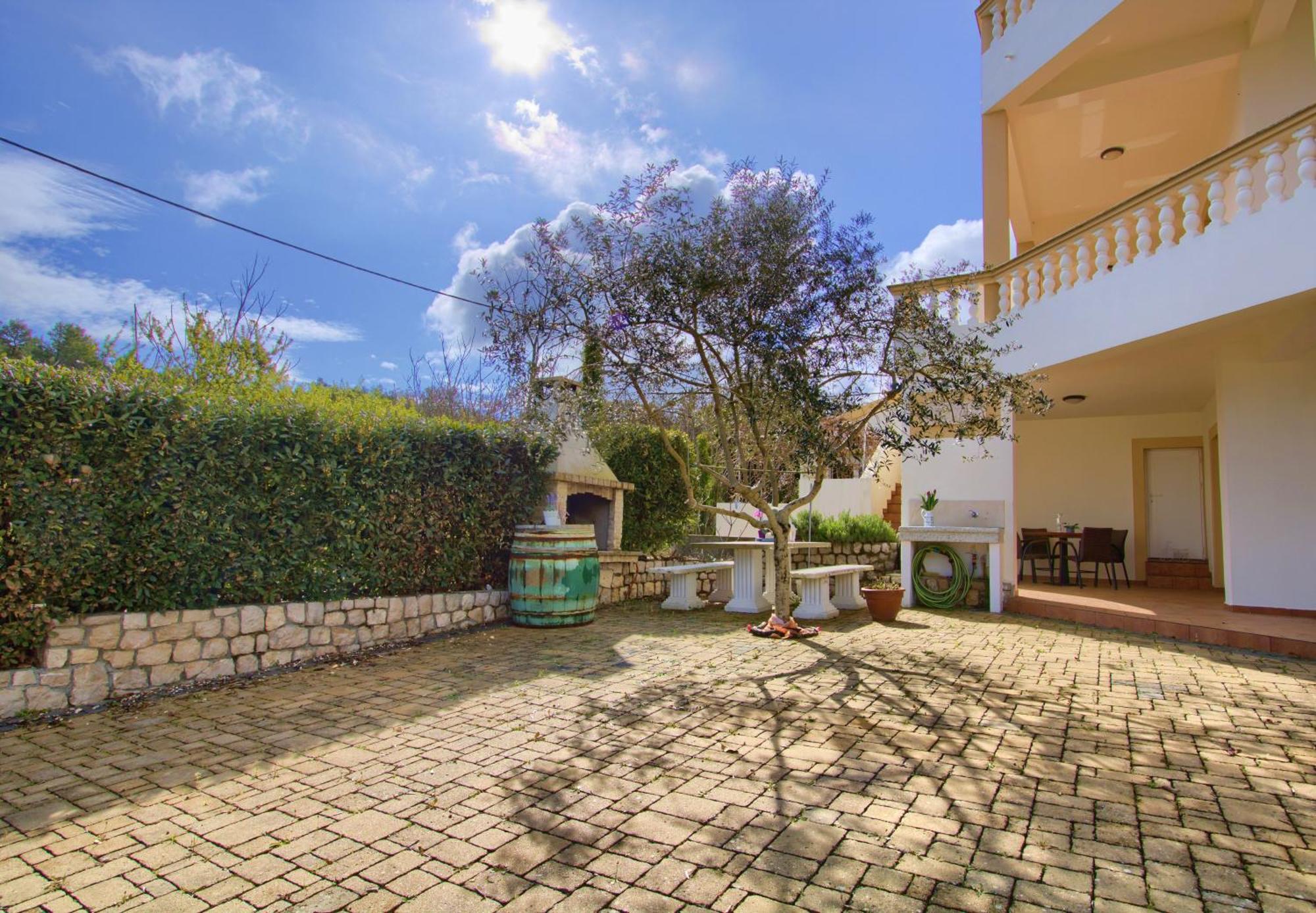 Sunshine Place By The Beach Lukoran Exterior foto